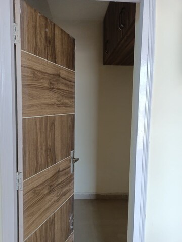 Room in 3 BHK Apartment at Emenox La Solara, Sector 16 Greater Noida – for Rent