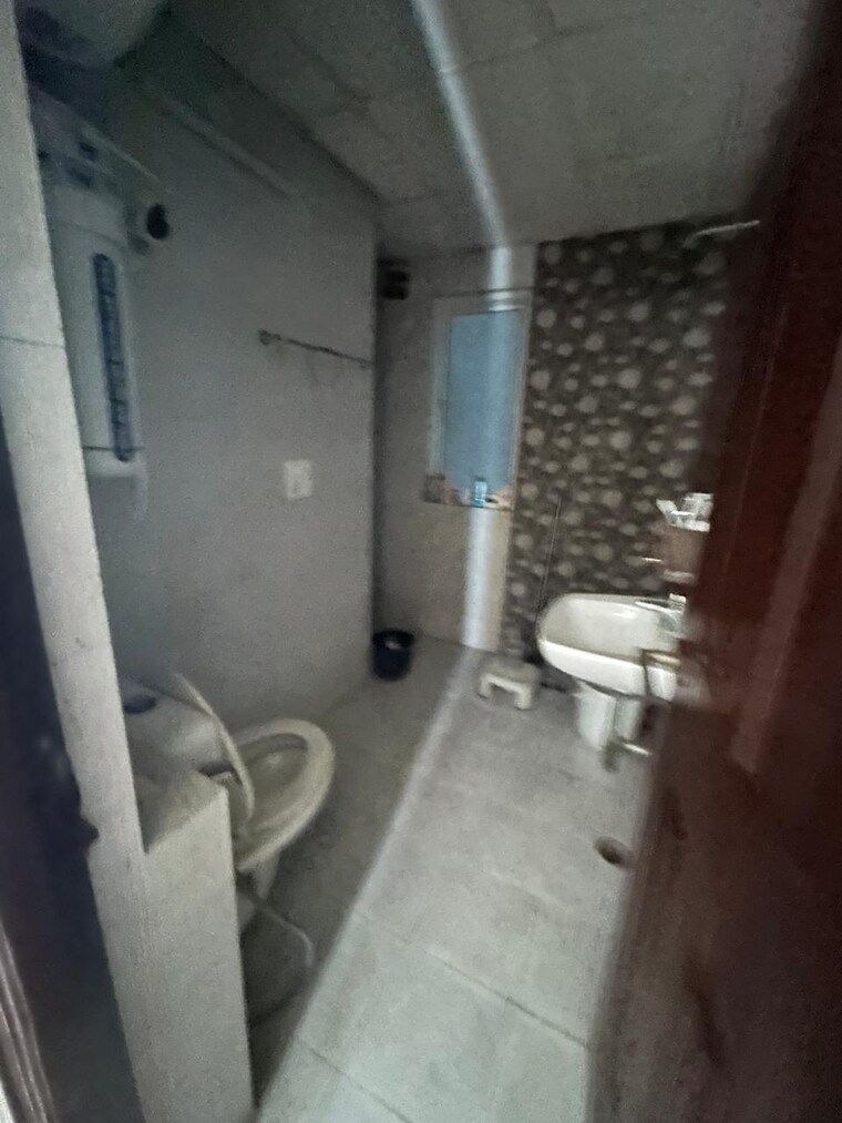 Bathroom, futec-gateway 2.5 Bedroom 1265 Sq.Ft. Apartment In Sector 75 Noida 8624249