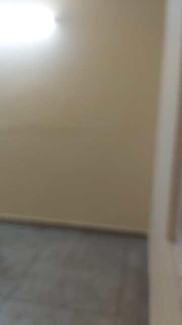 Furnished Amenities in 2.5 BHK Builder Floor at Mayur Vihar – for Rent