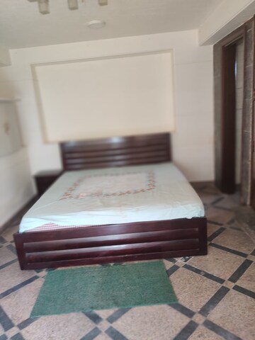 Bedroom in 1 RK Builder Floor at Green Park Extension – for Rent