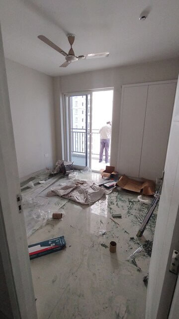 3 BHK Apartment For Rent in Eldeco Live By The Greens, Sector 150