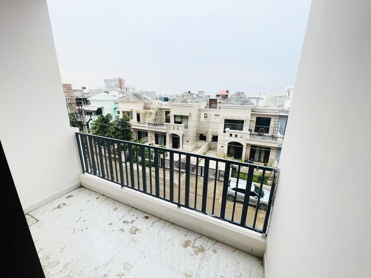 Balcony, sector 125 3 Bedroom 1475 Sq.Ft. Apartment In Sector 125 Mohali 8624320