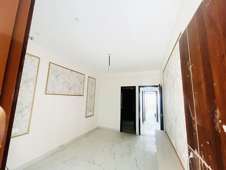 Room, sector 125 3 Bedroom 1475 Sq.Ft. Apartment In Sector 125 Mohali 8624320