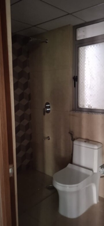 Bathroom in 1.5 BHK Apartment at Lodha Amara, Kolshet Road – for Sale