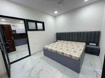 Bedroom in 1 BHK Builder Floor at Saket – for Rent