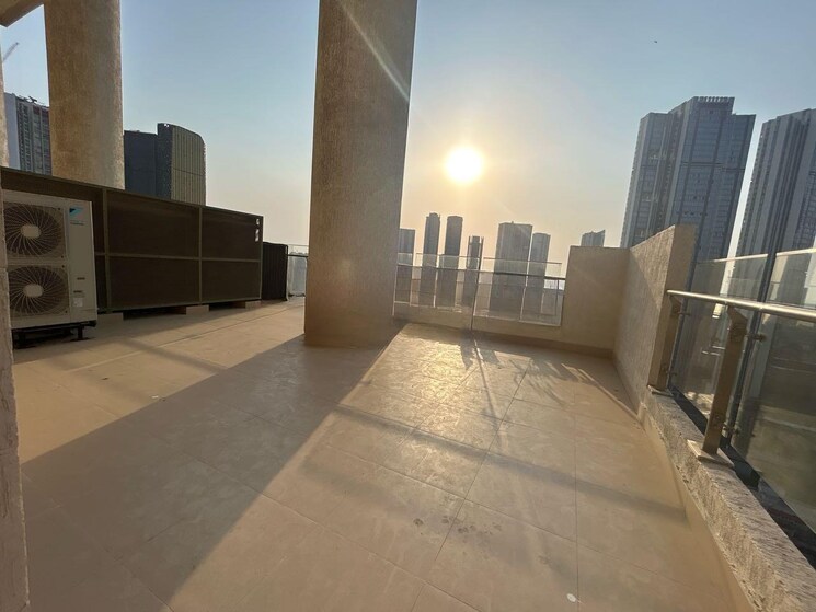 Balcony, indiabulls-sky-forest 3 Bedroom 2560 Sq.Ft. Apartment In Lower Parel Mumbai 8624358