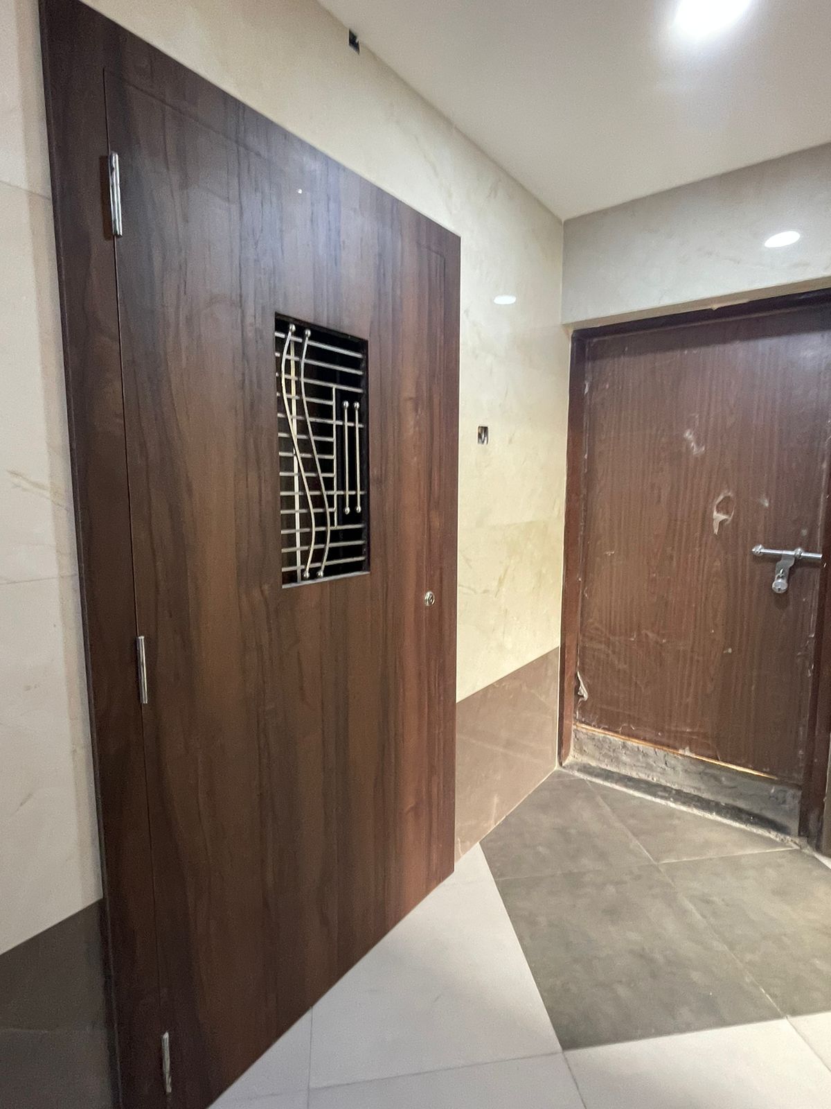 4 BHK Apartment For Sale in Varad Heights