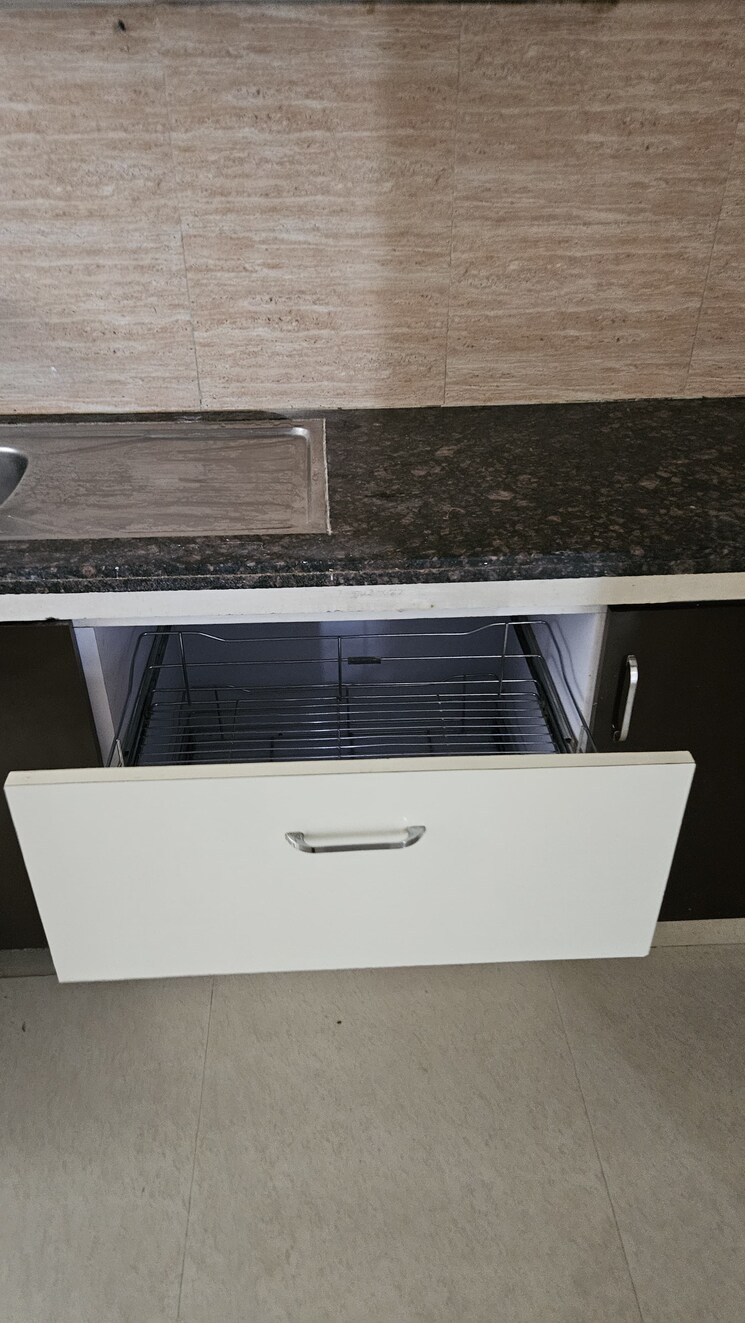 Kitchen, rishita-manhattan 3 Bedroom 1554 Sq.Ft. Apartment In Gomti Nagar Lucknow 8624461