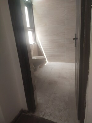 Furnished Amenities in 4 BHK Villa at Panchsheel Villas, Sector 16 Greater Noida – for Sale