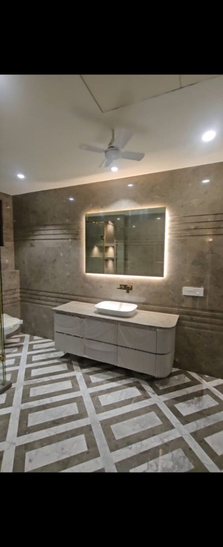 Attached Bathroom, gulmohur-garden 2 Bedroom 950 Sq.Ft. Apartment In Raj Nagar Extension Ghaziabad 8624511