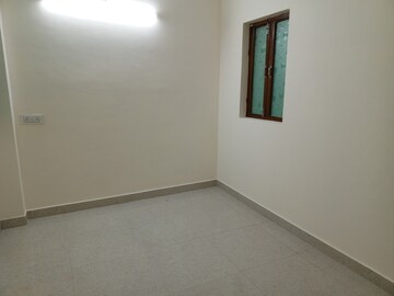 Room in 3 BHK Apartment at Sagar Apartment, Sector 56 – for Rent