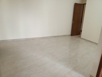 Room in 3 BHK Apartment at Sagar Apartment, Sector 56 – for Rent