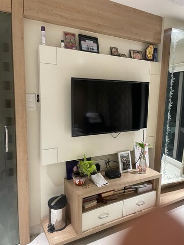 Furnished Amenities in 3 BHK Apartment at Nanakramguda – for Sale