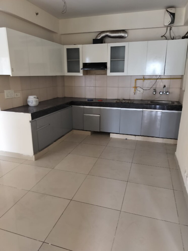 Kitchen, gaur-saundaryam 4 Bedroom 2590 Sq.Ft. Apartment In Tech Zone 4 Greater Noida Greater Noida 8624603