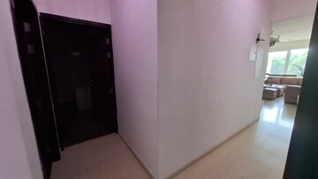 Room in 4 BHK Builder Floor at DLF Garden City Independent Floors, Sector 92 – for Rent