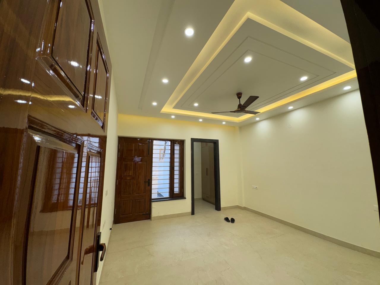 4 BHK Builder Floor For Sale in Parklands