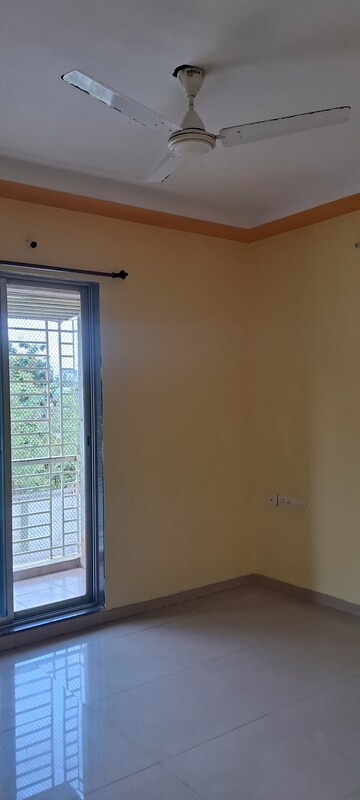 2 BHK Apartment For Rent in Sai Veera, Kopar Khairane