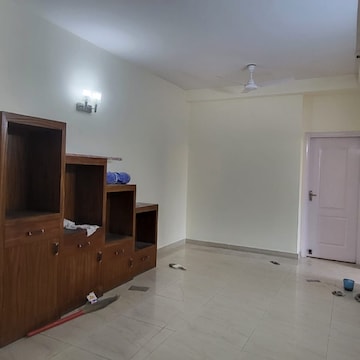 Room in 3 BHK Apartment at Central Park II-Bellevue, Tikri – for Rent