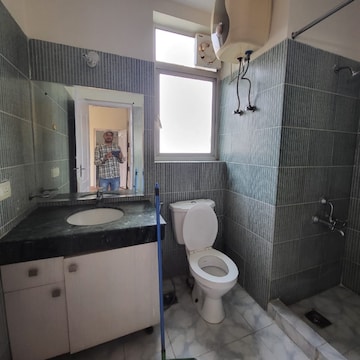 Attached Bathroom in 3 BHK Apartment at Central Park II-Bellevue, Tikri – for Rent