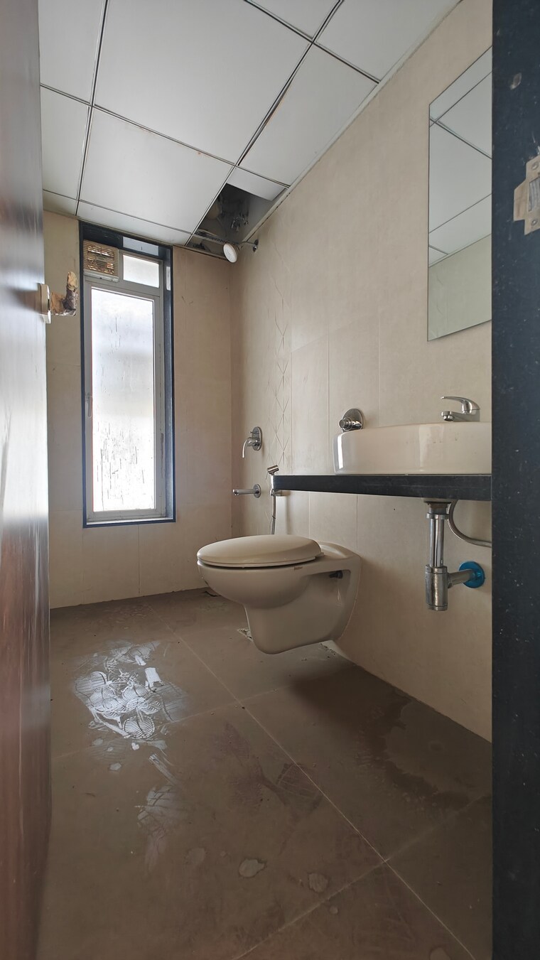 Bathroom, paradigm-ananda-residency 2 Bedroom 665 Sq.Ft. Apartment In Borivali West Mumbai 8624770