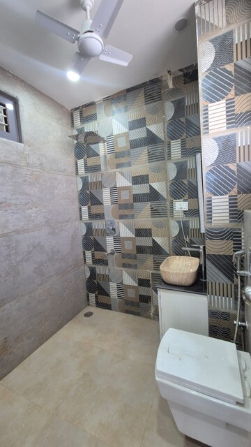 Staircase in 3 BHK Builder Floor at Sector 21c – for Rent