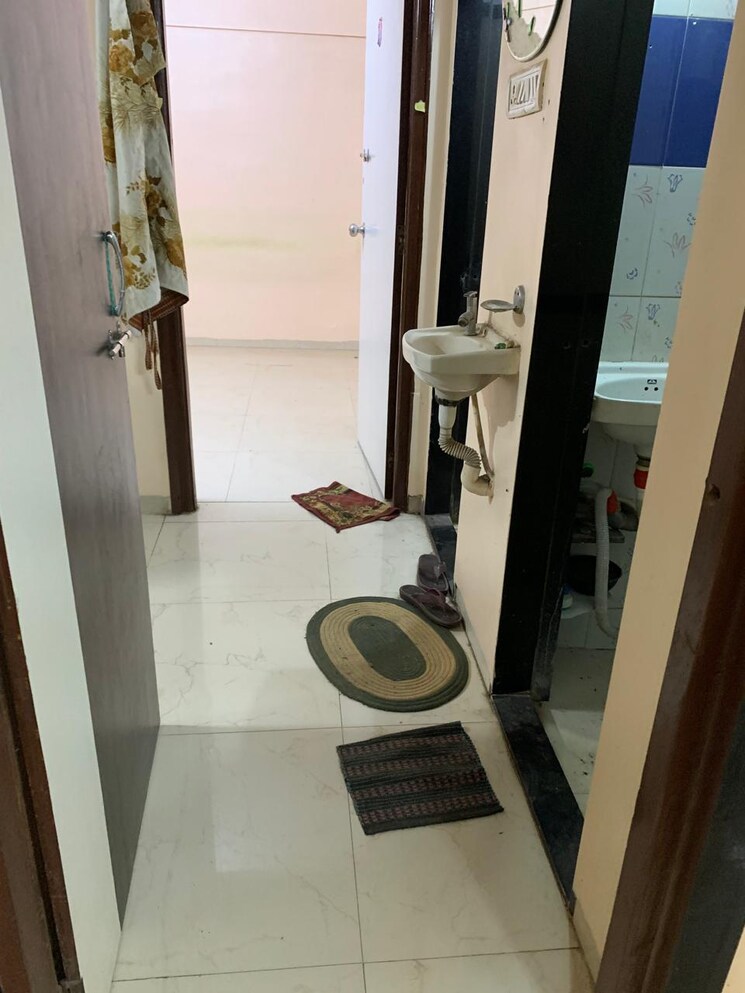Bathroom, chand-ganga 1 Bedroom 430 Sq.Ft. Apartment In Borivali West Mumbai 8624798