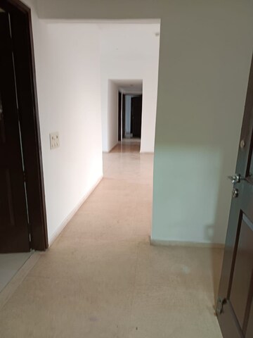 Room in 3 BHK Apartment at DLF Express Greens, Manesar Sector 1a – for Sale