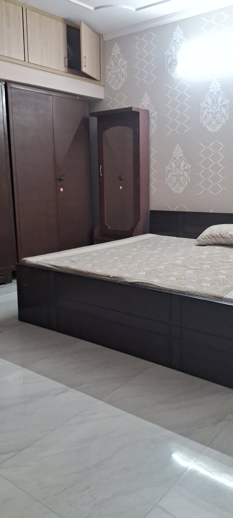 Bedroom, sarita vihar 6+ Bedroom 5500 Sq.Ft. Apartment In Sarita Vihar Delhi 8624847