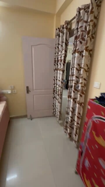 Staircase in 4 BHK Apartment at Ridge View Apartment, Sector 21c – for Rent
