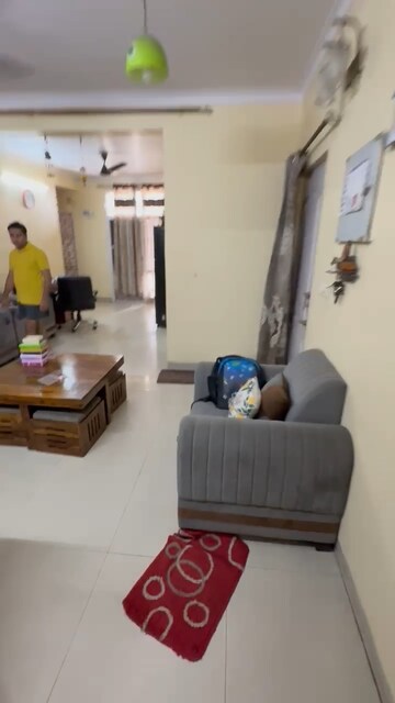 Living Room in 4 BHK Apartment at Ridge View Apartment, Sector 21c – for Rent