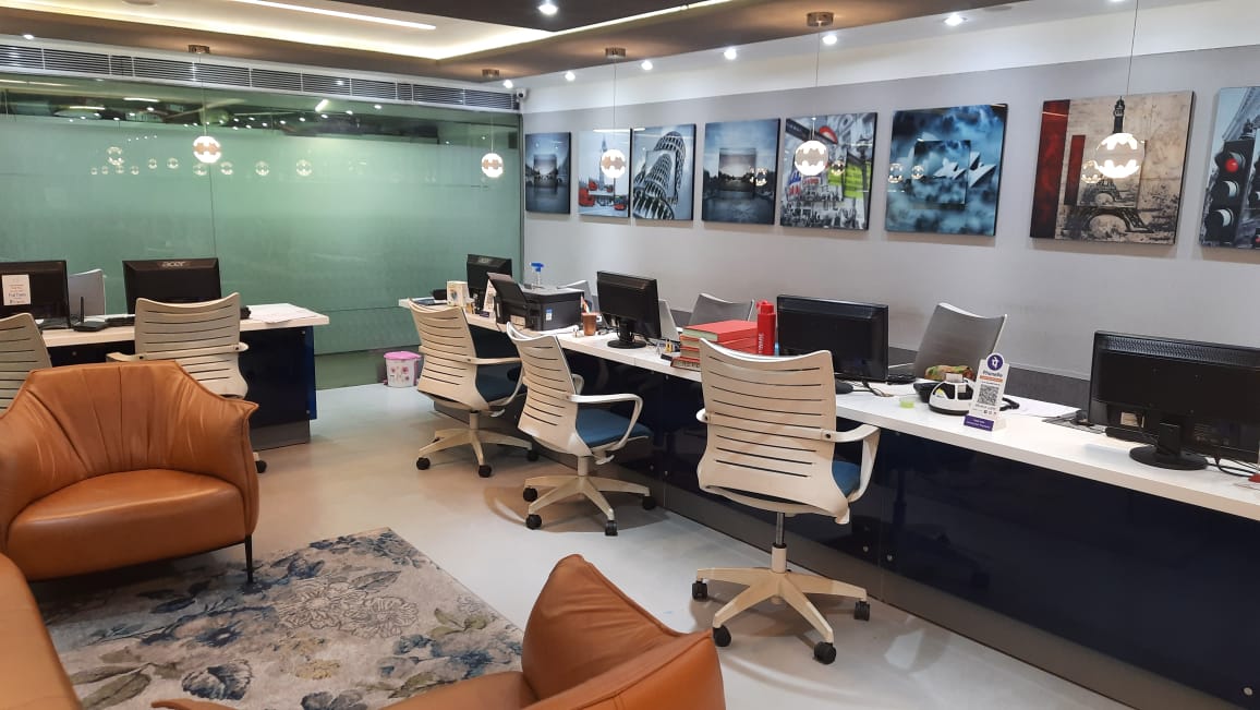Office Space For Sale in Iscon Arcade	