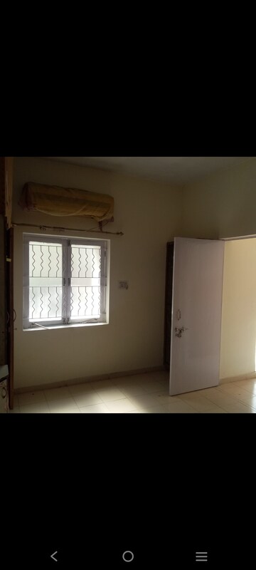 Room in 2 BHK Villa at Vishwanath Maher Homes 5, Shela – for Rent