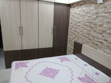 Bedroom in 2 BHK Apartment at Ashok Nagar Complex, Andheri East – for Rent