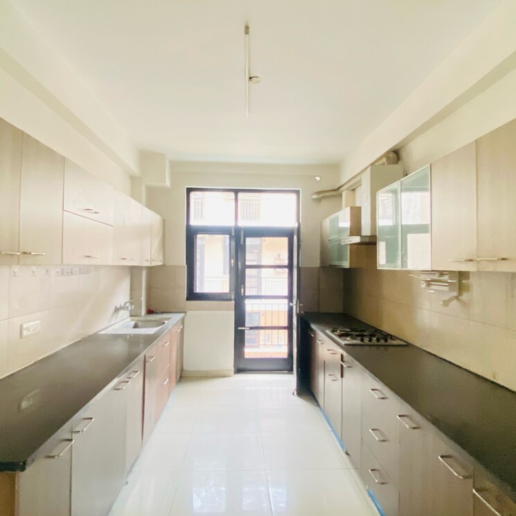 Kitchen, omaxe-new-chandigarh 4 Bedroom 2390 Sq.Ft. Builder Floor In Mullanpur Chandigarh 8624884