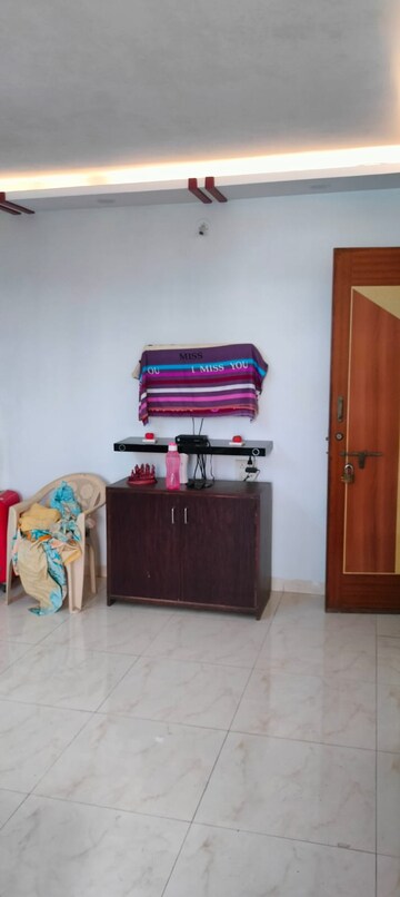 Furnished Amenities in 2 BHK Apartment at Shiv Om CHS, Chandivali – for Rent