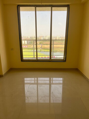 Room in 1 BHK Apartment at Bhamini Sankul, Naigaon East – for Sale