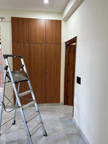 Staircase in 2 BHK Independent House at Ansal Plaza Sector-23, Sector 23 – for Rent