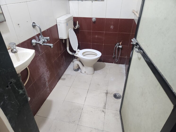 Bathroom, aangan-chs-ghansoli 1 Bedroom 680 Sq.Ft. Apartment In Ghansoli Navi Mumbai 8625031