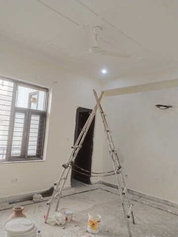 Room in 2 BHK Independent House at Ansal Plaza Sector-23, Sector 23 – for Rent