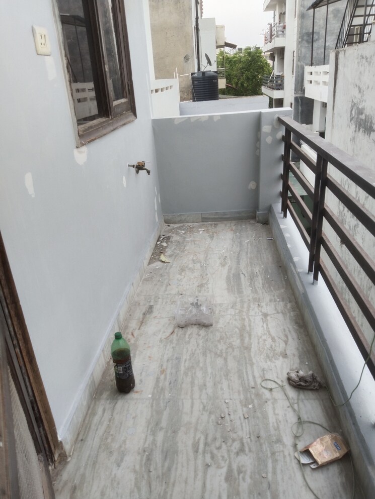 Balcony, ansal-plaza-sector-23 2 Bedroom 1806 Sq.Ft. Independent House In Sector 23 Gurgaon 8625067