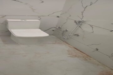Bathroom in 4 BHK Independent House at Sikar Road – for Sale