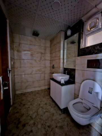 Bathroom in 3 BHK Apartment at Sector 41 – for Rent
