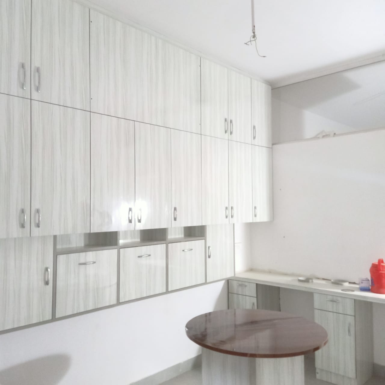 2 BHK + Extra Room Apartment For Rent in Shri Radha Sky Gardens