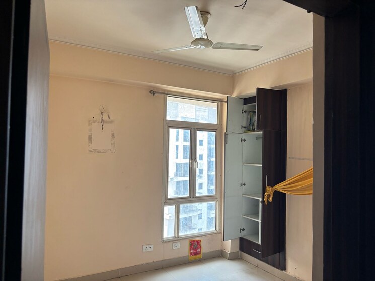 Room, shri-radha-sky-gardens 2 Bedroom 1286 Sq.Ft. Apartment In Sector 16b Greater Noida Greater Noida 8625277