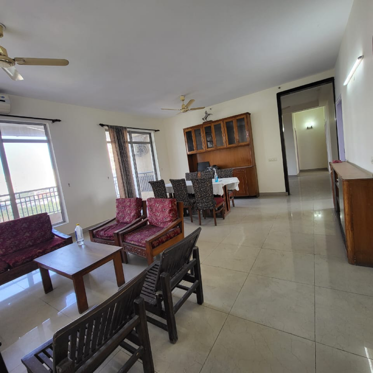 3 BHK + Servant Room 2350 Sq.Ft. Apartment in Central Park II-Bellevue