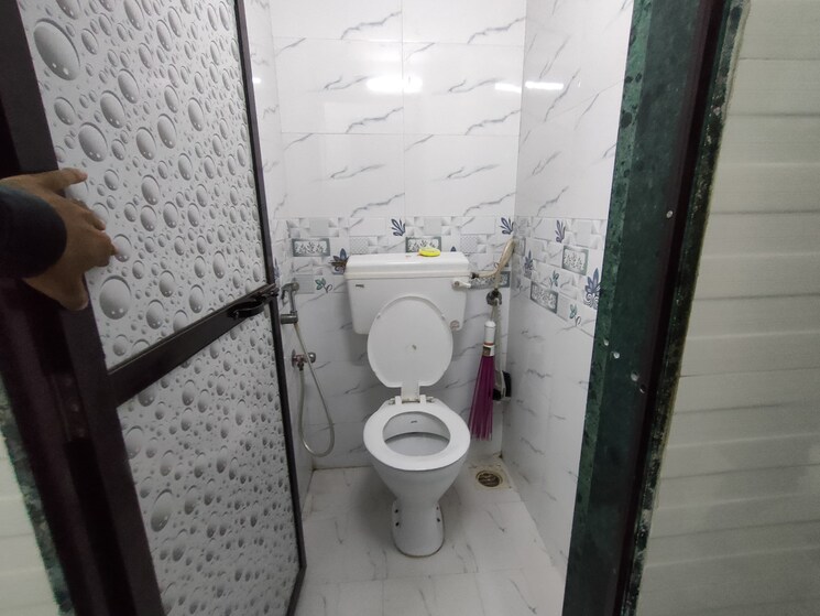 Bathroom, sector 1 charkop 2 Bedroom 820 Sq.Ft. Independent House In Sector 1 Charkop Mumbai 8625384