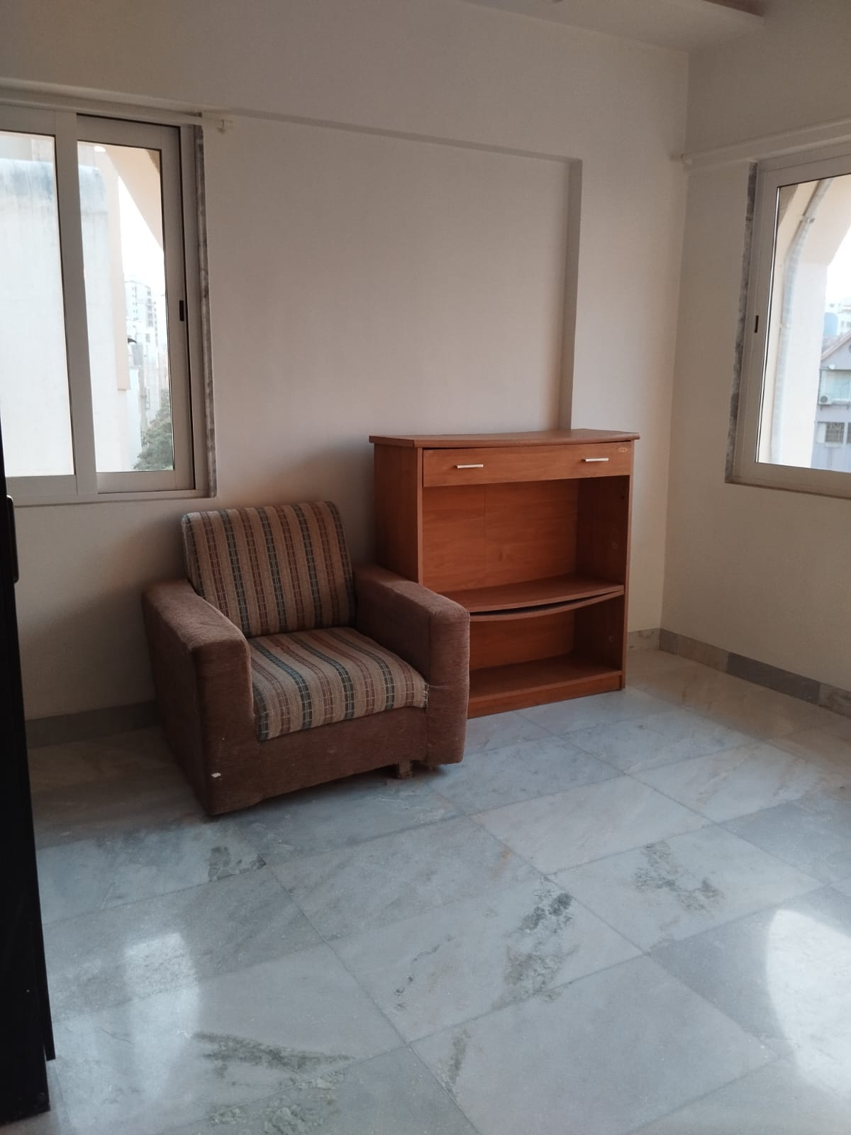 1 BHK Apartment For Rent in Hiranandani Gardens Cypress