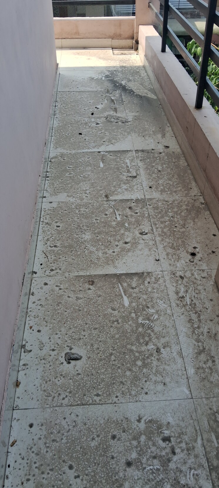 Balcony, sarita vihar 2 Bedroom 900 Sq.Ft. Apartment In Sarita Vihar Delhi 8625486