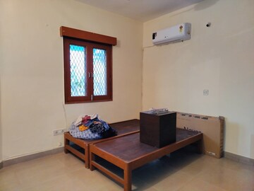 Master Bedroom in 1 BHK Apartment at Sarita Vihar – for Rent