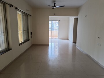 Room in 3 BHK Apartment at Relicon Felicia, Pashan – for Rent
